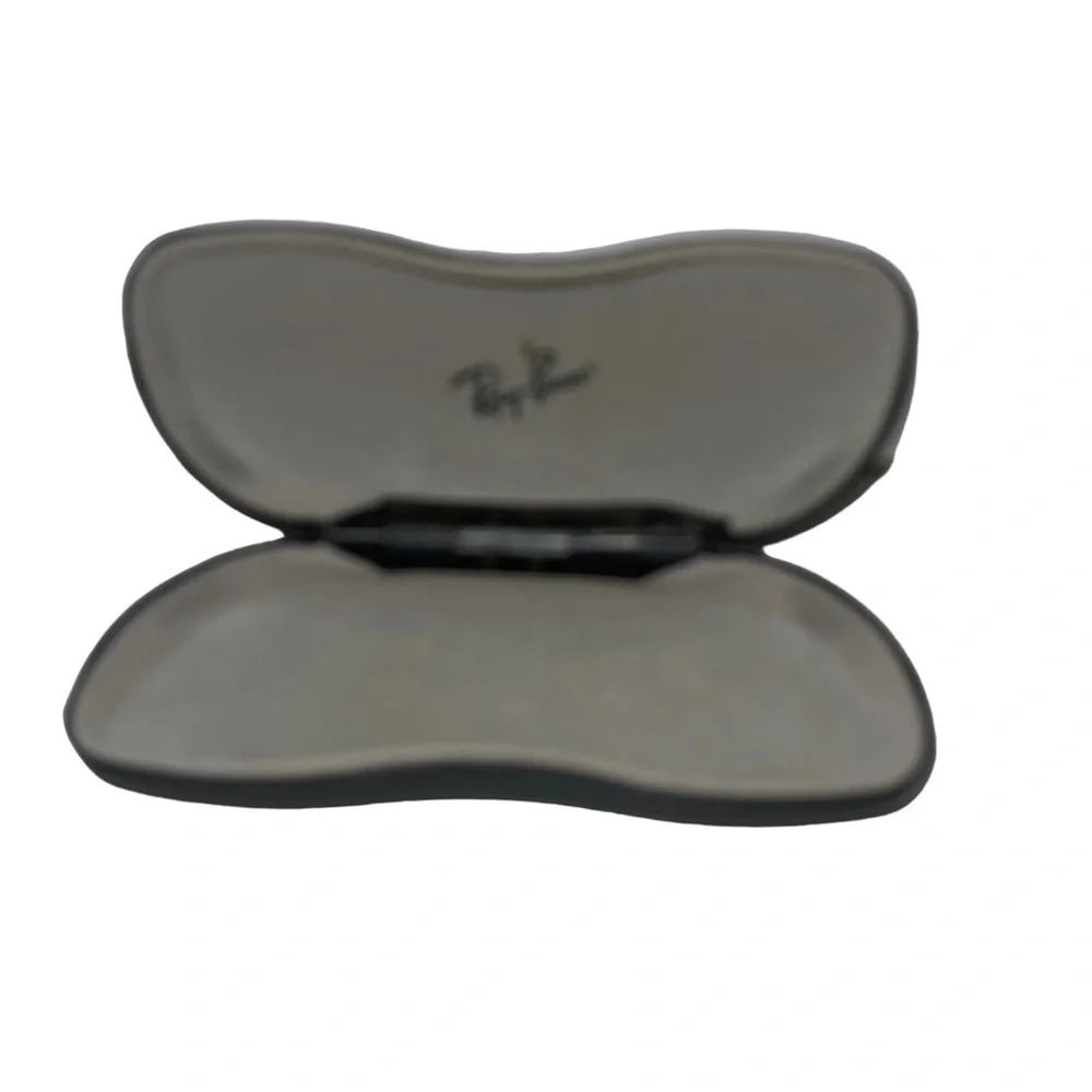 Ray-Ban good